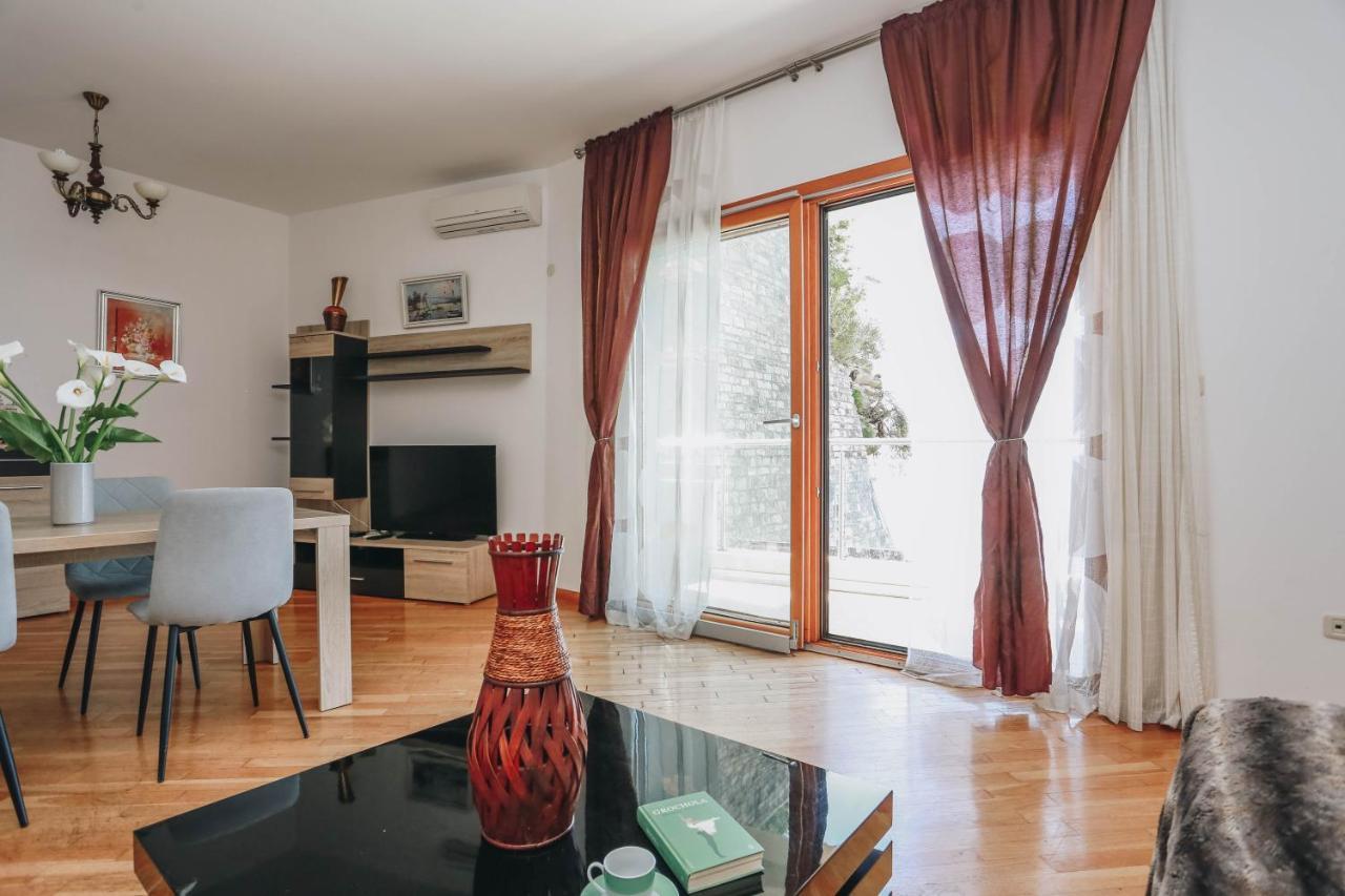 Apartment Near Ponta Nova Of Rafailovici เบชิชิ ภายนอก รูปภาพ