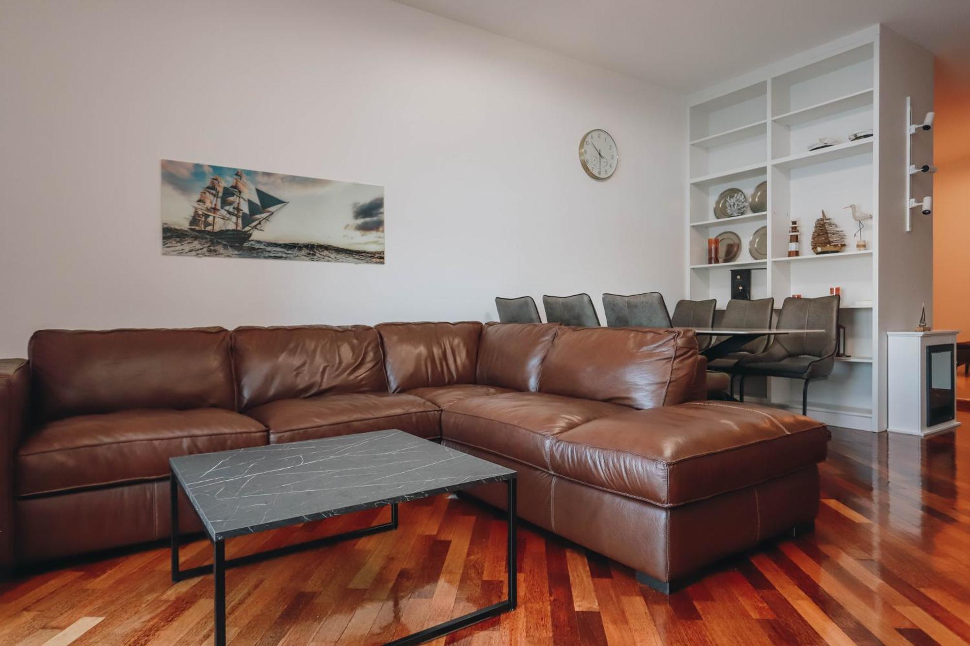 Apartment Near Ponta Nova Of Rafailovici เบชิชิ ภายนอก รูปภาพ