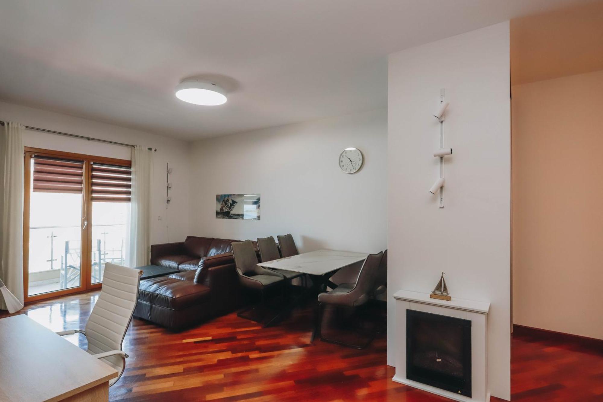 Apartment Near Ponta Nova Of Rafailovici เบชิชิ ภายนอก รูปภาพ