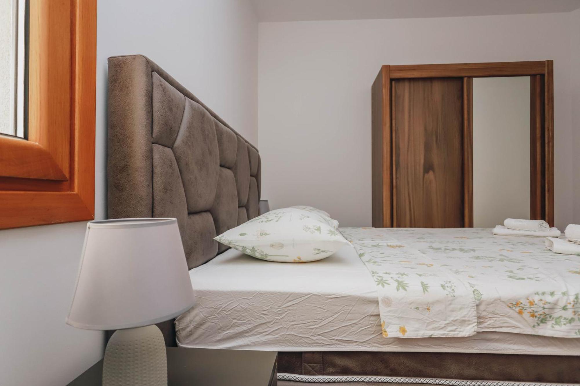Apartment Near Ponta Nova Of Rafailovici เบชิชิ ภายนอก รูปภาพ